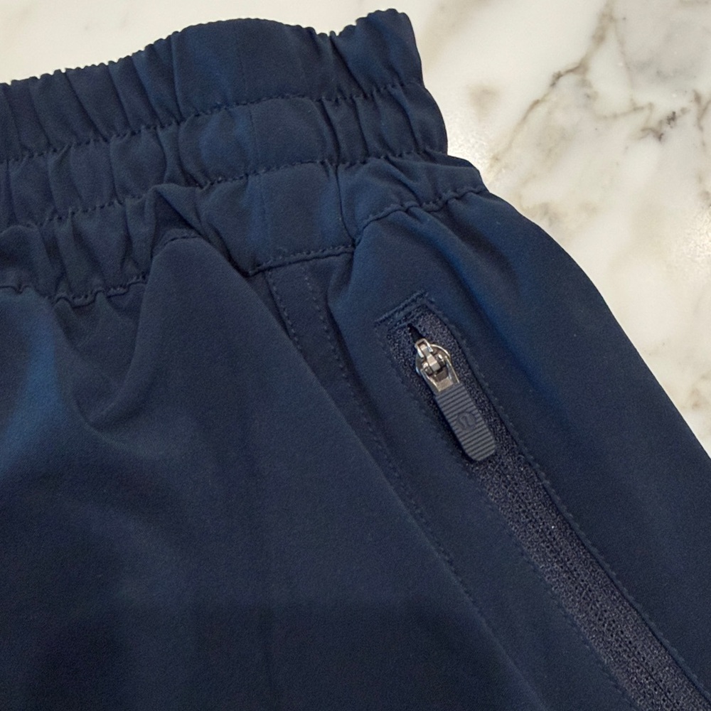 Lululemon navy shorts never worn tracker shorts 4” - Picture 3 of 3
